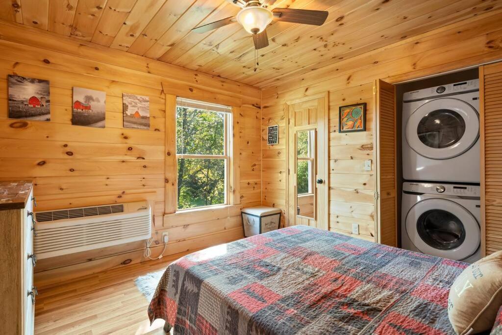 Dream Weaver Cabin Villa Candler Exteriör bild