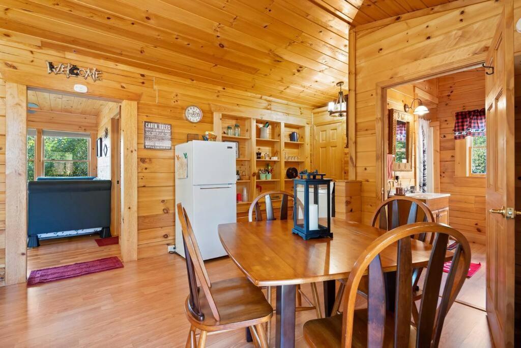 Dream Weaver Cabin Villa Candler Exteriör bild