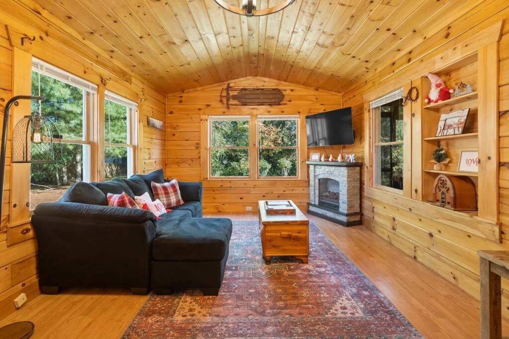 Dream Weaver Cabin Villa Candler Exteriör bild