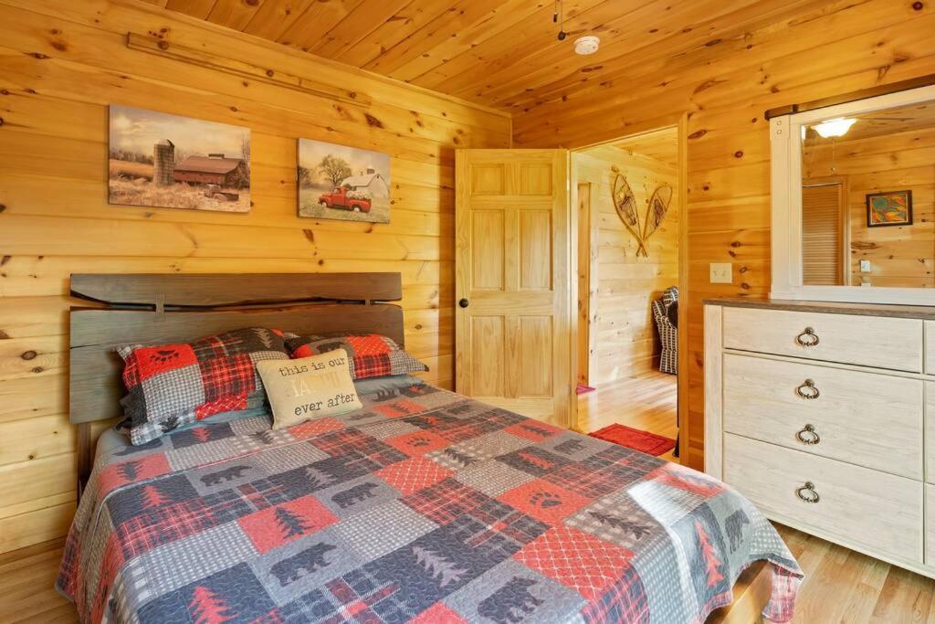 Dream Weaver Cabin Villa Candler Exteriör bild