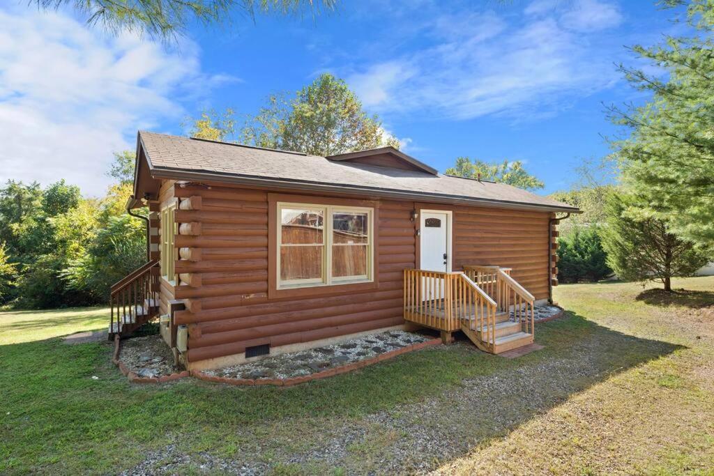 Dream Weaver Cabin Villa Candler Exteriör bild